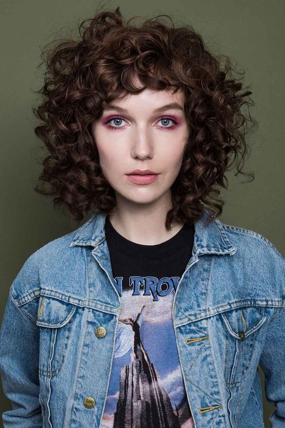 Top10: képek, amelyek után te is a rövid göndör hajra fogsz szavazni - SZÉPSÉG - Hajápolás  - göndör, hajformázás, rövid haj, stílus, 