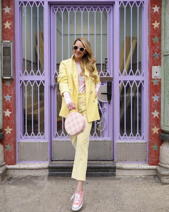 Stílusiskola: idén tavasszal és nyáron is a pasztell színek kerülnek a középpontba - DIVAT&STÍLUS - Stílusiskola - cukorka, divat, nyár, pasztell, pasztell színek, stílus, színek, tavasz, 