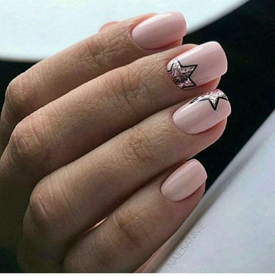 Top10: hangolódj púder rózsaszín körmökkel a tavaszra - DIVAT&STÍLUS - Stílusiskola - 