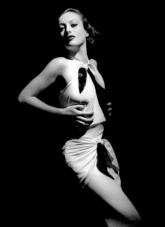 Mindent a melltartóról - DIVAT&STÍLUS - Stílusiskola - divat, fehérnemű, öltözködés, 