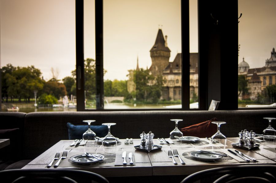 5 romantikus randi ötlet tavaszra - STYLENEWS - Aktuális - budapest, ebéd, ötletek, randi tippek, romantika, városliget, városliget café, 