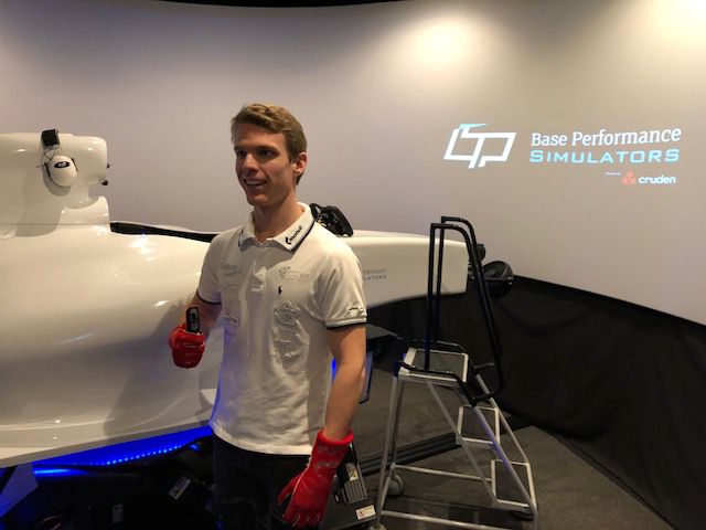 Hamarosan indul a szezon -  interjú a Gender Racing Team-mel - STYLENEWS - Interjúk - autó, autóverseny, gender tamás, gender team, rónai tamás, stern roland, szezon, 