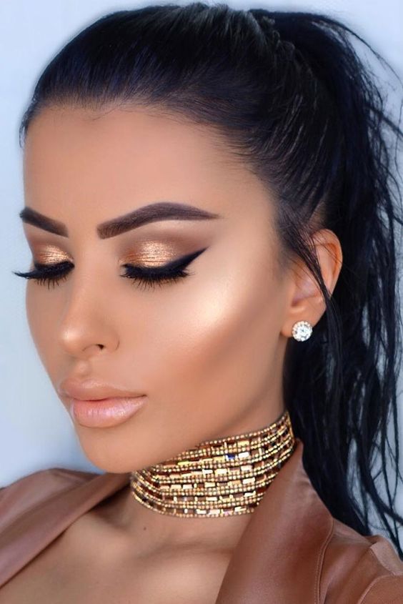 Smink tippek: a hétvégi bulikban éljen a fémes csillogás - SZÉPSÉG - Smink  - buli, hétvége, ötletek, smink, smink tippek, 