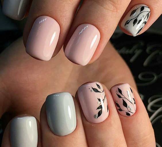 Top10: kifinomult, minimál virágos manikűr ötletek - SZÉPSÉG -  - köröm, körömápolás, manikűr, tavasz, virág, virágminta, 