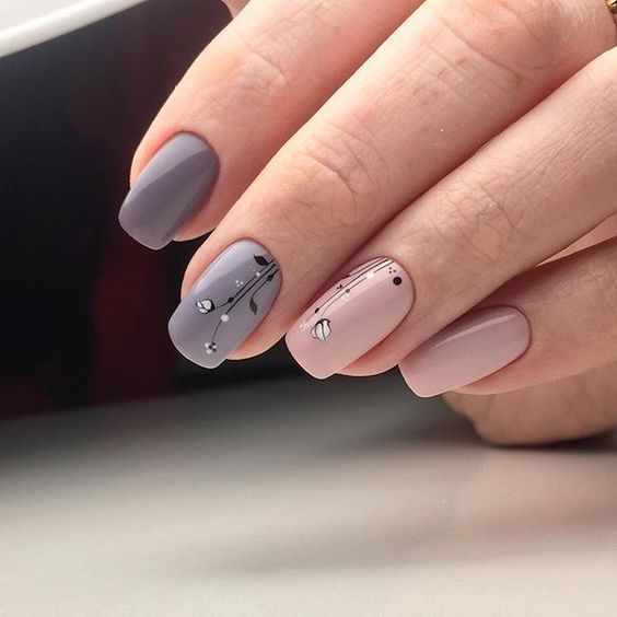 Top10: kifinomult, minimál virágos manikűr ötletek - SZÉPSÉG -  - köröm, körömápolás, manikűr, tavasz, virág, virágminta, 