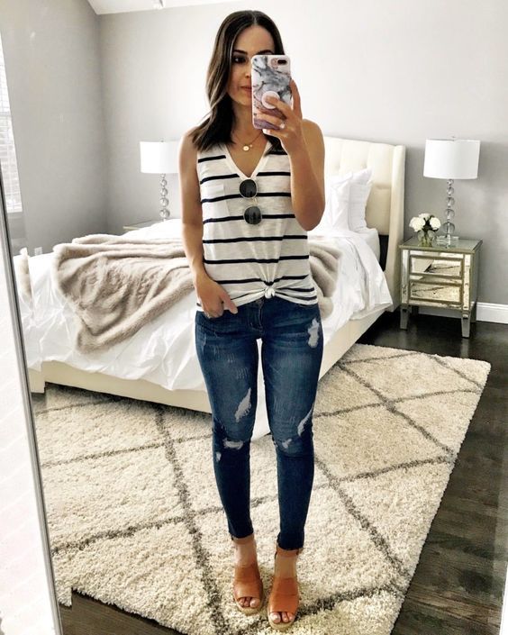 Stílusiskola: így viselj csíkos ruhadarabokat - DIVAT&STÍLUS - Stílusiskola - csíkos, outfit, stílus, tanácsok, tavasz, tippek, 