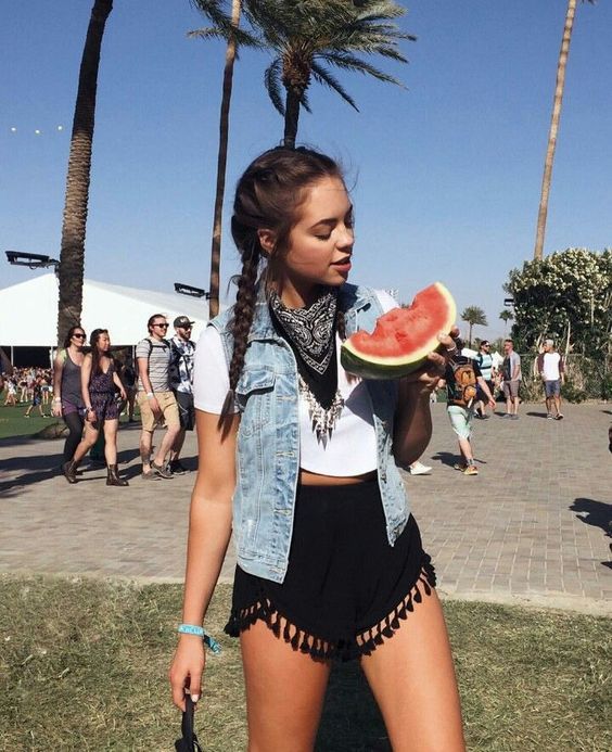 Stílusiskola: ezekkel az outfitekkel hangolódj a fesztiválszezonra - DIVAT&STÍLUS - Stílusiskola - fesztiválok, nyár, outfit, stílus, stílusiskola, volt fesztivál, volt fesztivál 2018, 