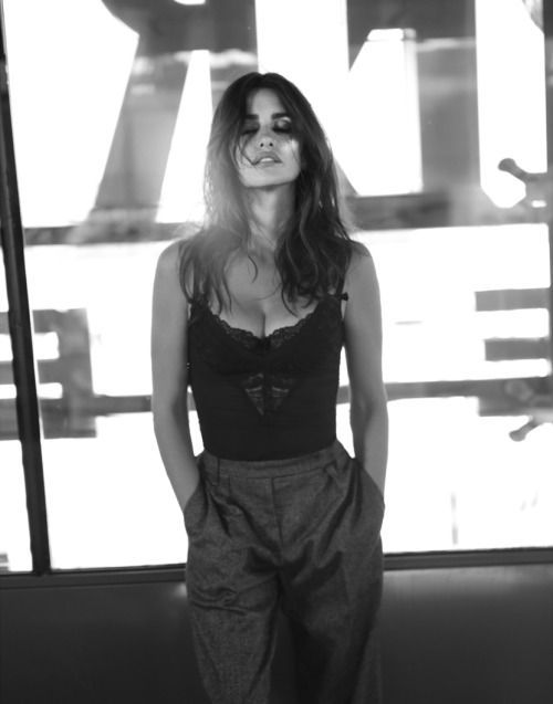 Stílusiskola: outfit ötletek Penélope Cruz-tól - DIVAT&STÍLUS - Stílusiskola - 