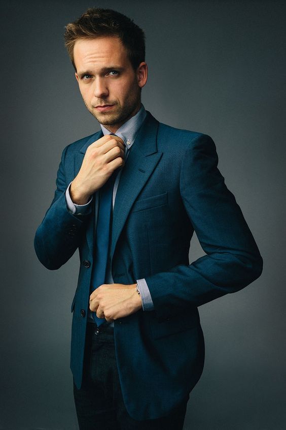 10 szexi fotó a kedvenc ügyvédünket megformáló Patrick J. Adams-ről - KERESD A NŐT  - Fesztelen mindennapok - galéria, képek, patrick j adams, suits, szexi, színész, troian bellisario, 