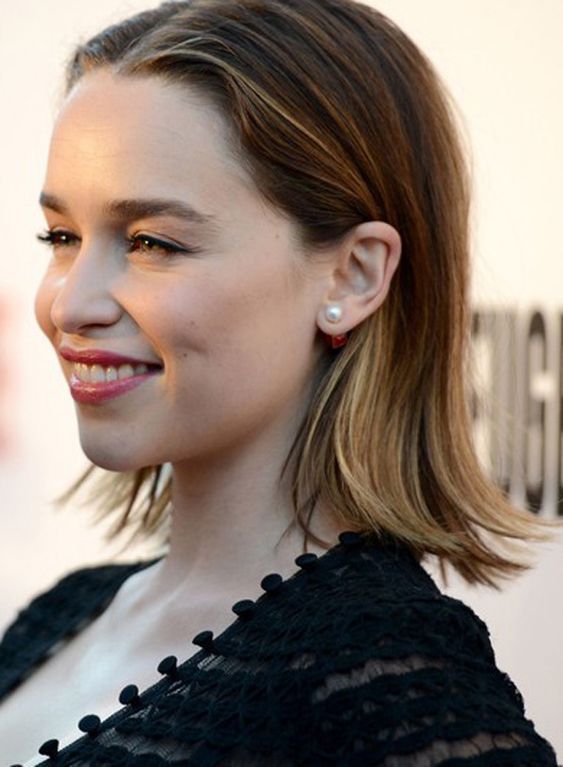 Top10: frizura ötletek Emilia Clarke-tól - SZÉPSÉG - Hajápolás  - emilia clarke, frizura, haj, ötletek, színésznő, tippek, trónok harca, 