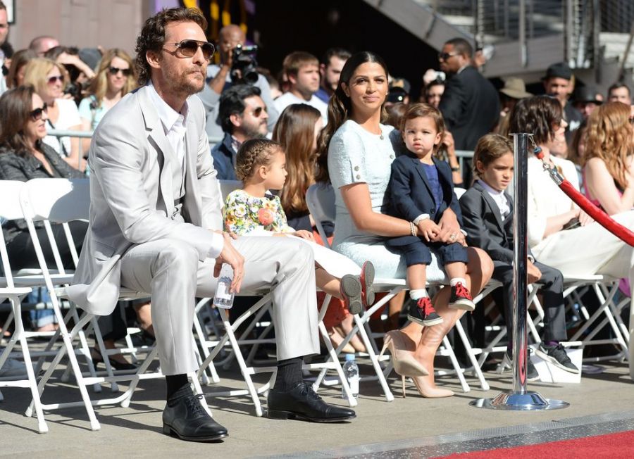 A celeb világ legszexisebb apukái - férfiak, akiket nem csak gyerekekkel lehet eladni - KERESD A NŐT  - Fesztelen mindennapok - 