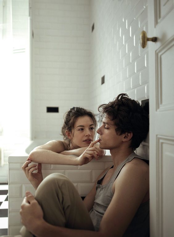 Kinőttük egymást - KERESD A NŐT  - Lélekhangok - kapcsolatok, lélekhangok, lezárás, szerelem, továbblépés, 