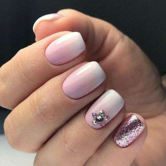 Top10: rózsaszín-fehér manikűr ötletek - SZÉPSÉG -  - fehér, manikűr, ötletek, rózsaszín, tippek, 