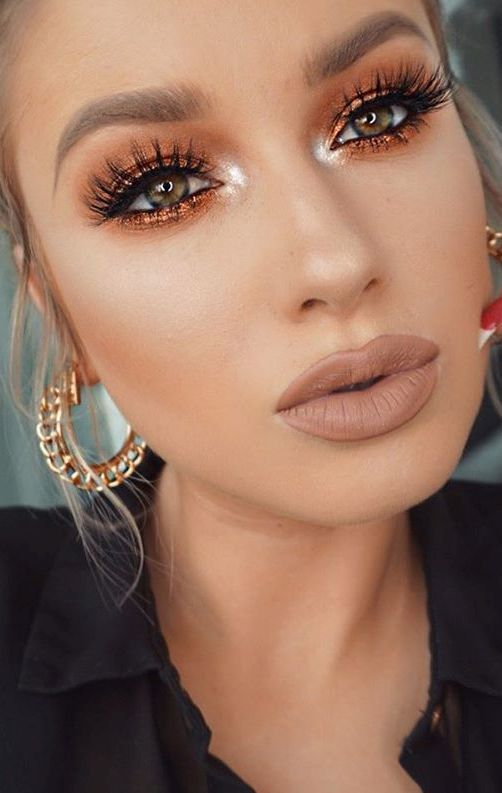 Top10: csillámos smink ötletek nyári bulikhoz - SZÉPSÉG - Smink  - buli, csillám, csillámos smink, nyár, nyári smink, smink, 