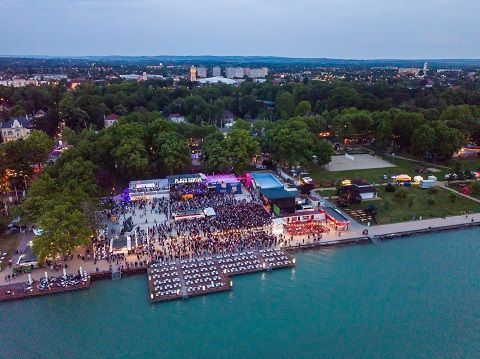 Idén is kifut a partihajó a Soundon - STYLENEWS - Rendezvények - party hajó balaton, partyhajó, 