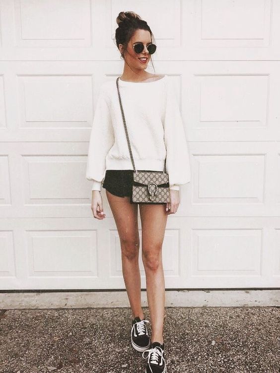 Stílusiskola: outfit ötletek városnézős nyaraláshoz - DIVAT&STÍLUS - Stílusiskola - divat, nyár, nyaralás, ötletek, stílus, tippek, városnézés, 