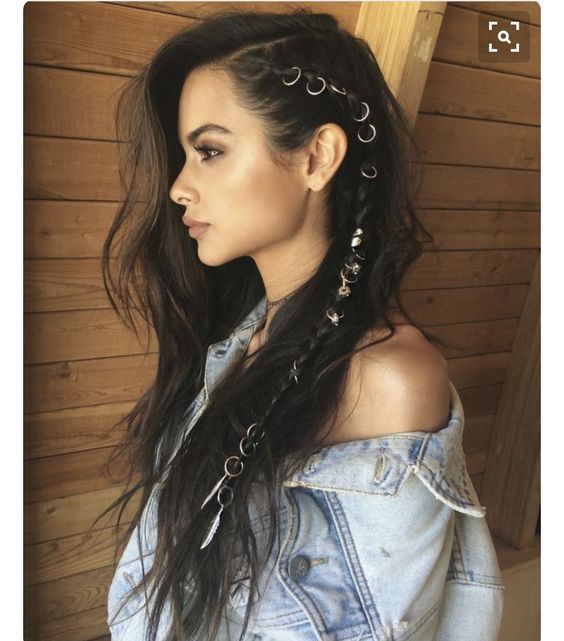 Top10: hajékszerek, melyekkel feldobhatod a frizurád a nyári fesztiválszezonban - DIVAT&STÍLUS -  - 