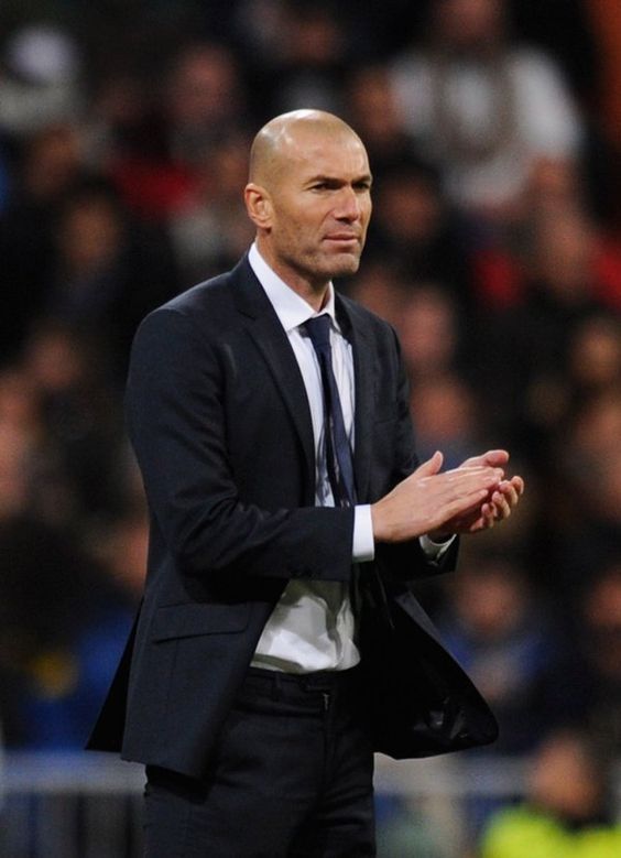 Zinedine Zidane 46 éves, és még mindig szexi! - STYLENEWS - Aktuális - foci vb, focista, születésnap, zinedine zidane, 