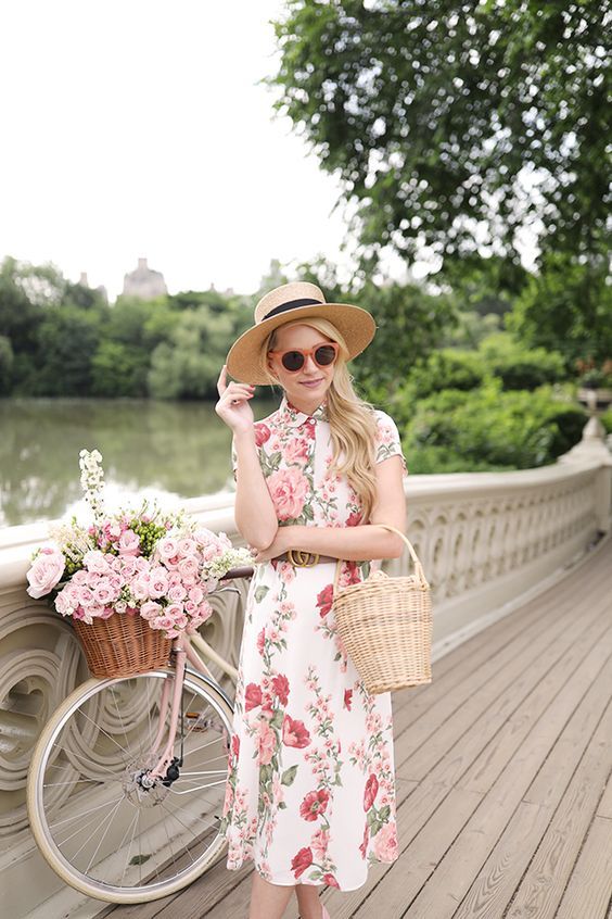 Stílusiskola: nyári kedvencünk a virágmintás ruha - DIVAT&STÍLUS - Stílusiskola - divat, nyári ruha, ruha, stílus, virágmintás, virágmintás ruha, 