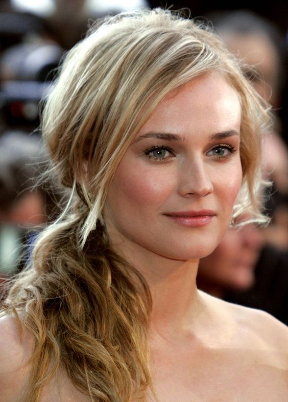 Top10: frizura tippek Diane Kruger-től - SZÉPSÉG - Hajápolás  - diane kruger, frizurák, hajak, 