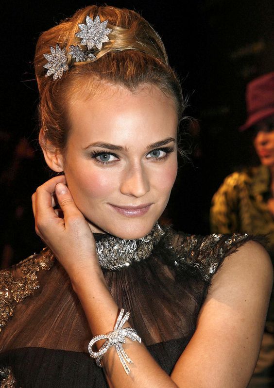 Top10: frizura tippek Diane Kruger-től - SZÉPSÉG - Hajápolás  - diane kruger, frizurák, hajak, 