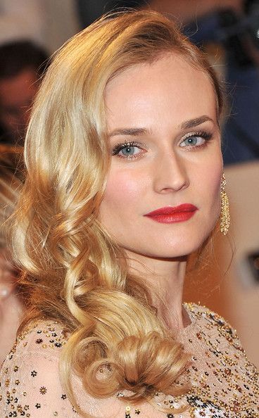 Top10: frizura tippek Diane Kruger-től - SZÉPSÉG - Hajápolás  - diane kruger, frizurák, hajak, 