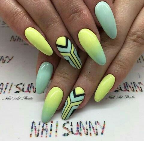 Top10: neon manikűr - SZÉPSÉG -  - köröm, manikűr, neon, neon manikűr, nyár, 