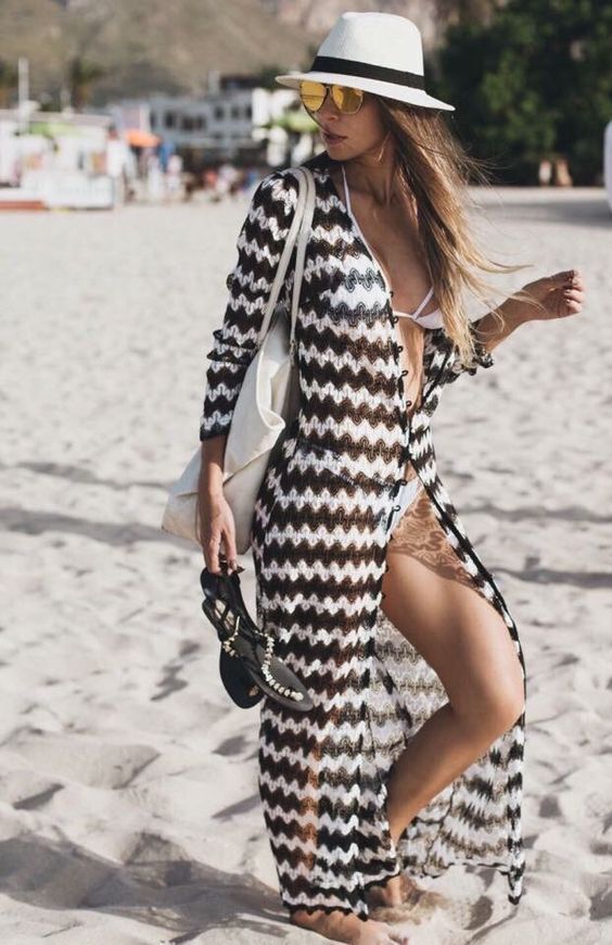 Stílusiskola: így turbózhatod fel a beach look-od pár aprósággal - DIVAT&STÍLUS - Stílusiskola - beach look, kiegészítők, nyár, nyári ruhák, strandruha, 