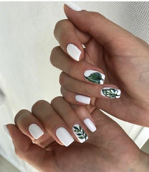 Top10: a legjobb nyári manikűrök trópusi virágokkal - SZÉPSÉG -  - köröm, manikűr, nyár, ötletek, trópusi virág, virág, 