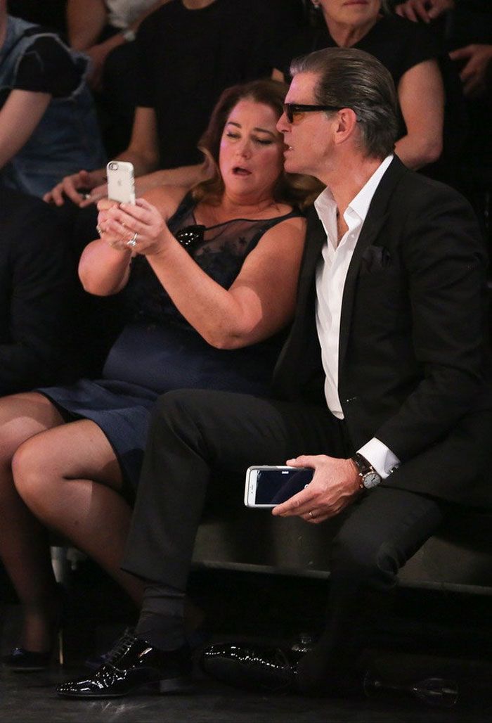 Létezik igazi szerelem! Pierce Brosnan és felesége az igazi példa rá - STYLENEWS - Aktuális - anniversary, pierce brosnan, pierce brosnan wife, szerelem, 