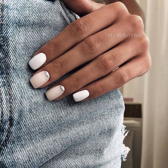 Top10: kedvenc manikűr ötleteink, melyekkel az őszre hangolódhatsz - DIVAT&STÍLUS - Stílusiskola - köröm, manikűr, ötletek, tippek, 