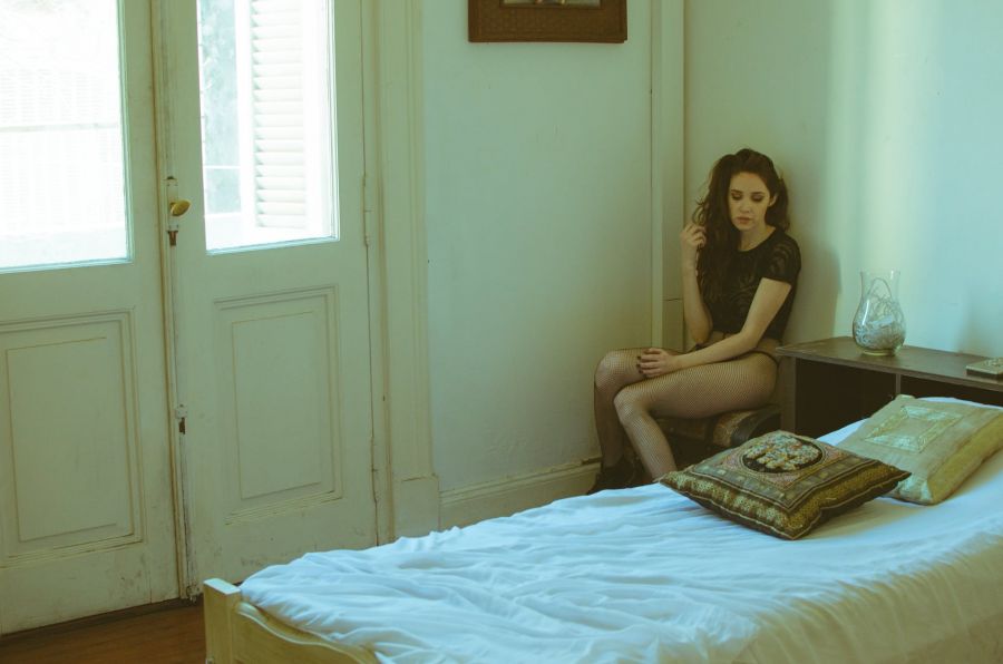 Újra és újra ugyanaz - KERESD A NŐT  - Lélekhangok - érzelmek, lélekhangok, mérgező kapcsolat, önbecsapás, 