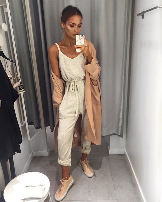 Stílusiskola: így viselj overálokat a nyár hátralévő részében - DIVAT&STÍLUS - Stílusiskola - 