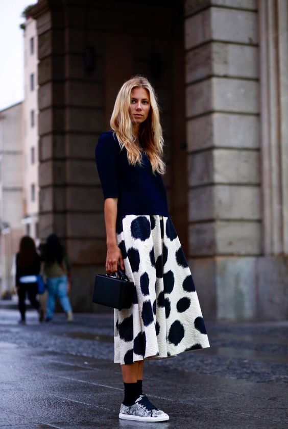 Stílusiskola: így viselheted a nyári ruhadarabjaidat ősszel - DIVAT&STÍLUS - Stílusiskola - divat, nyár, outfit, ősz, ruhák, stílus, szoknyák, 