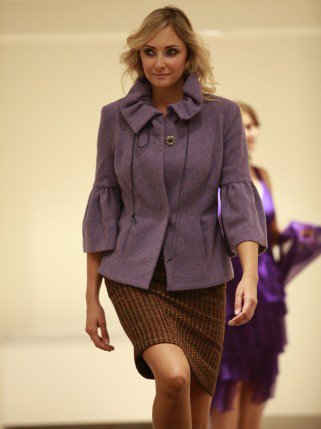 Gyöngypaszomány a business lookban? - Hírek  -  - 2010, divat, hírek, Navona, 