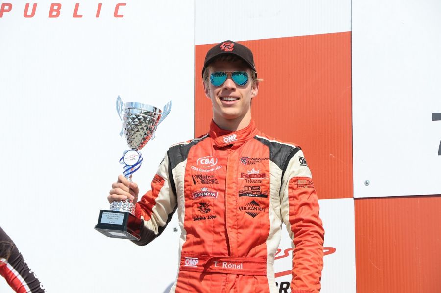 Brno-ban is formában a Gender Racing - STYLENEWS - Aktuális - autóverseny, brno, gender racing, verseny, 