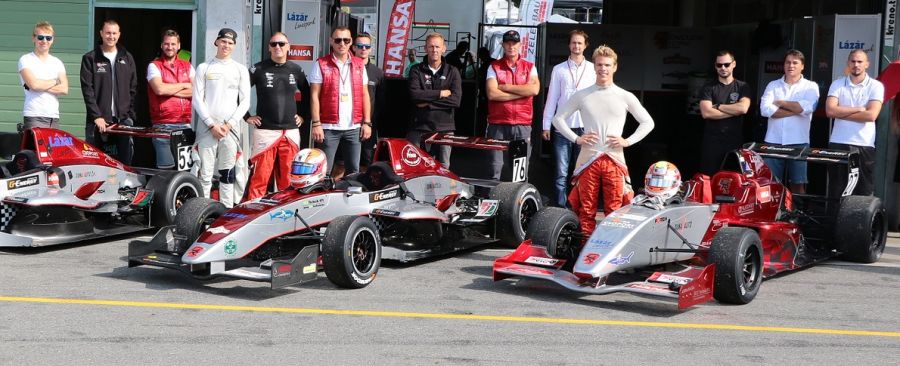 Brno-ban is formában a Gender Racing - STYLENEWS - Aktuális - autóverseny, brno, gender racing, verseny, 