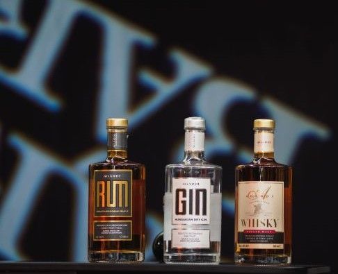 Bárvonalon erősít az Agárdi – új gin, rum, whisky a hazai párlat piacon! - STYLELIFE - Gasztronómia - agárdi, agárdi pálinkafőzde, ital, pálinka, 