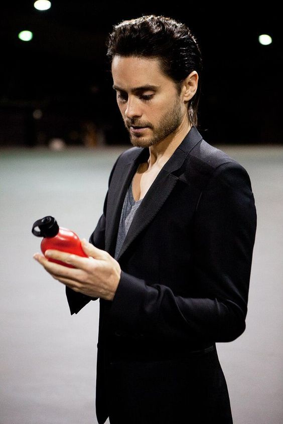 Top10: képek, amelyek megmagyarázzák, hogy miért rajongunk Jared Leto-ért - KERESD A NŐT  - Fesztelen mindennapok - férfi, jared leto, szexi, színész, zenész, 