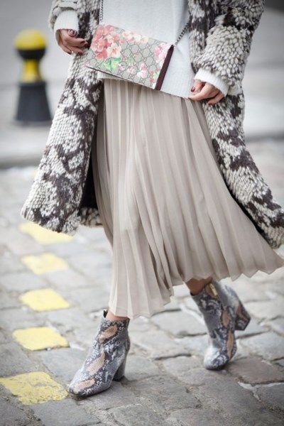 Stílusiskola: az ősz kedvence a kígyóbőr minta - DIVAT&STÍLUS - Stílusiskola - 