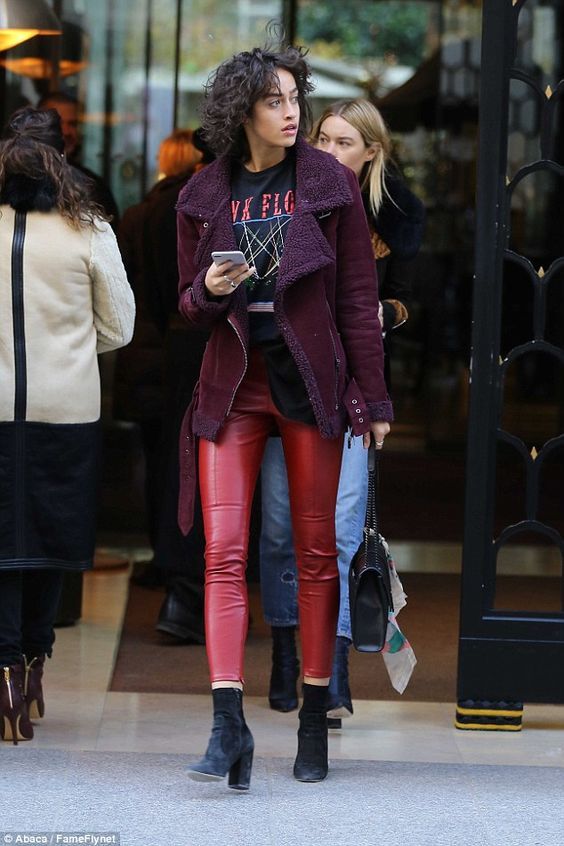 Stílusiskola: így viselj ősszel bőrnadrágokat - DIVAT&STÍLUS - Stílusiskola - bőrnadrág, divat, nadrág, outfit, ősz, stílus, 