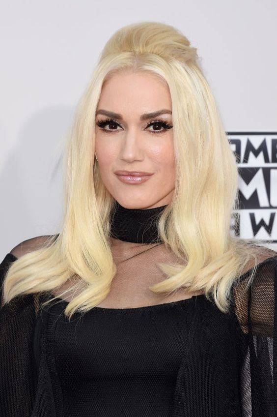 Top10: a legjobb frizura ötletek Gwen Stefani-tól - SZÉPSÉG - Hajápolás  - énekesnő, frizura, gwen stefani, hajápolás, születésnap, 