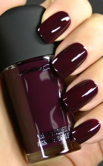 Top10: őszi manikűr ötletek bordóval - SZÉPSÉG -  - bordó, köröm, manikűr, ősz, 