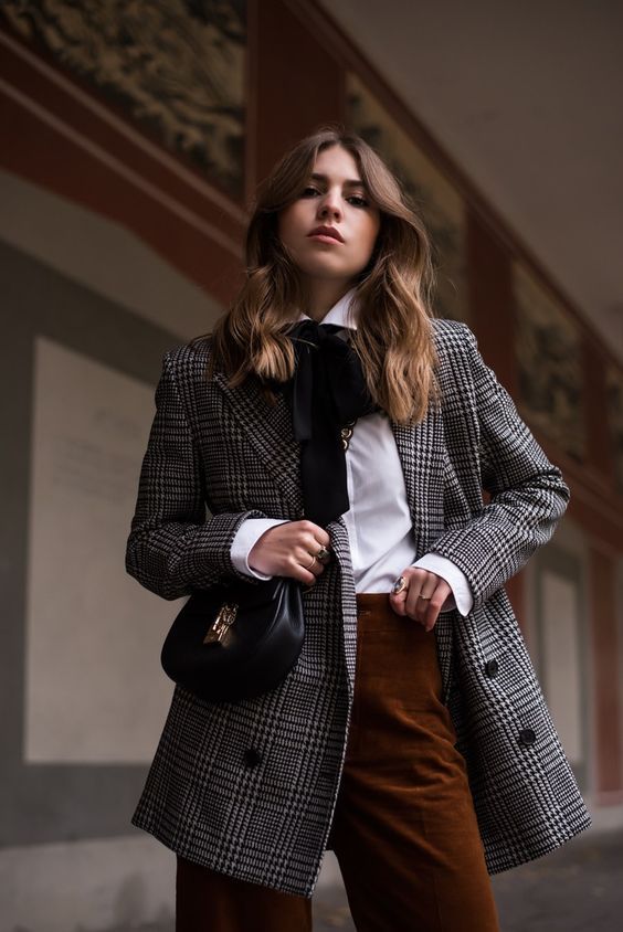 Stílusiskola: klasszikus összeállítások az őszi szezonra - DIVAT&STÍLUS - Stílusiskola - divat, kifinomult, klasszikus, outfit, ősz, sílusos, 