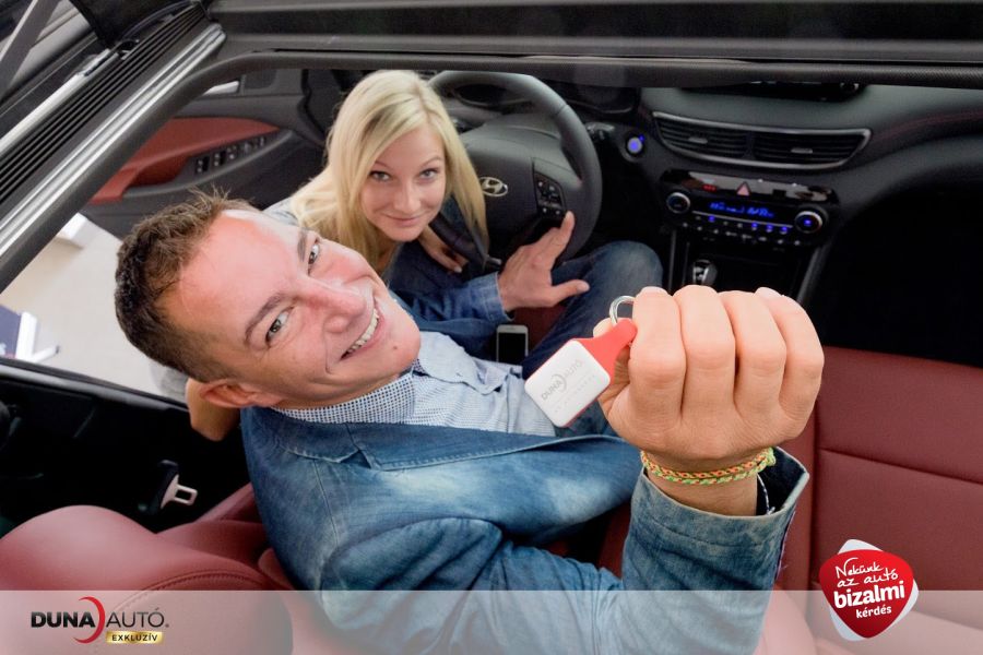 A gondtalan autózás nagykövete lett Németh Kristóf... mert az autó bizalmi kérdés - STYLENEWS - Aktuális - duna autó, duna autó lízing, németh kristóf, 