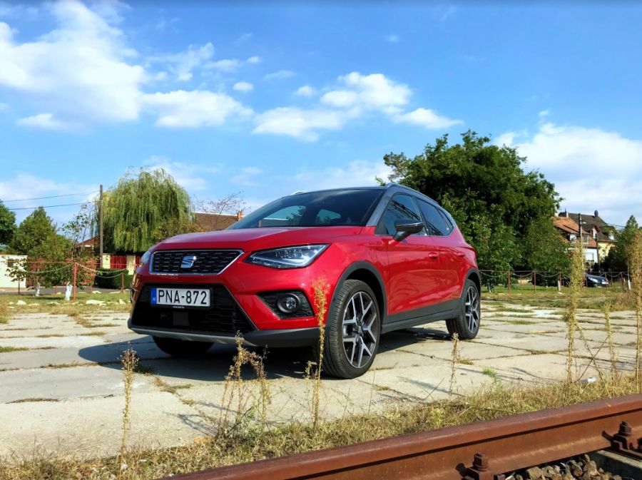 A nőies crossover - Kipróbáltuk a Seat Arona-t - STYLENEWS - Aktuális - autó, seat, seat arona, teszt, 