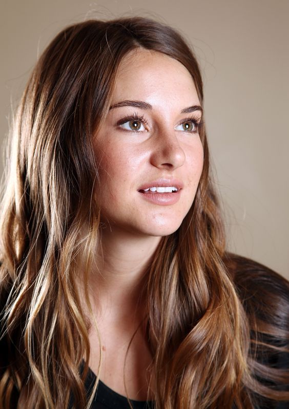 Top10: frizura ötletek Shailene Woodley-tól - SZÉPSÉG - Hajápolás  - frizura, haj, shailene woodley, színésznő, 