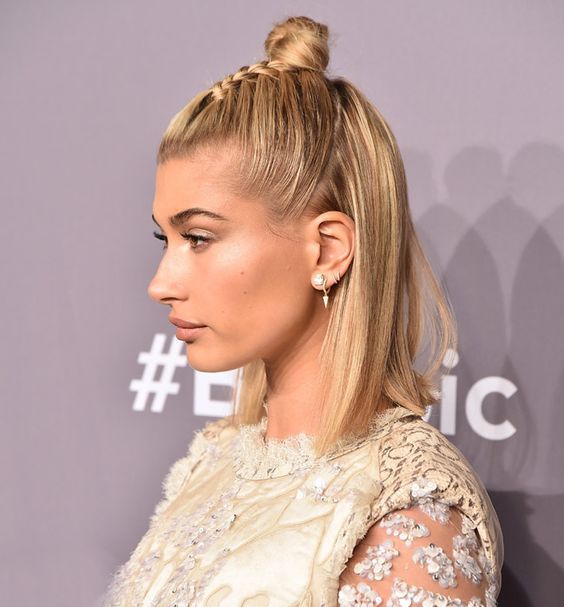 Top10: frizura ötletek Hailey Baldwin-tól - SZÉPSÉG - Hajápolás  - frizura, hailey baldwin, haj, modell, 