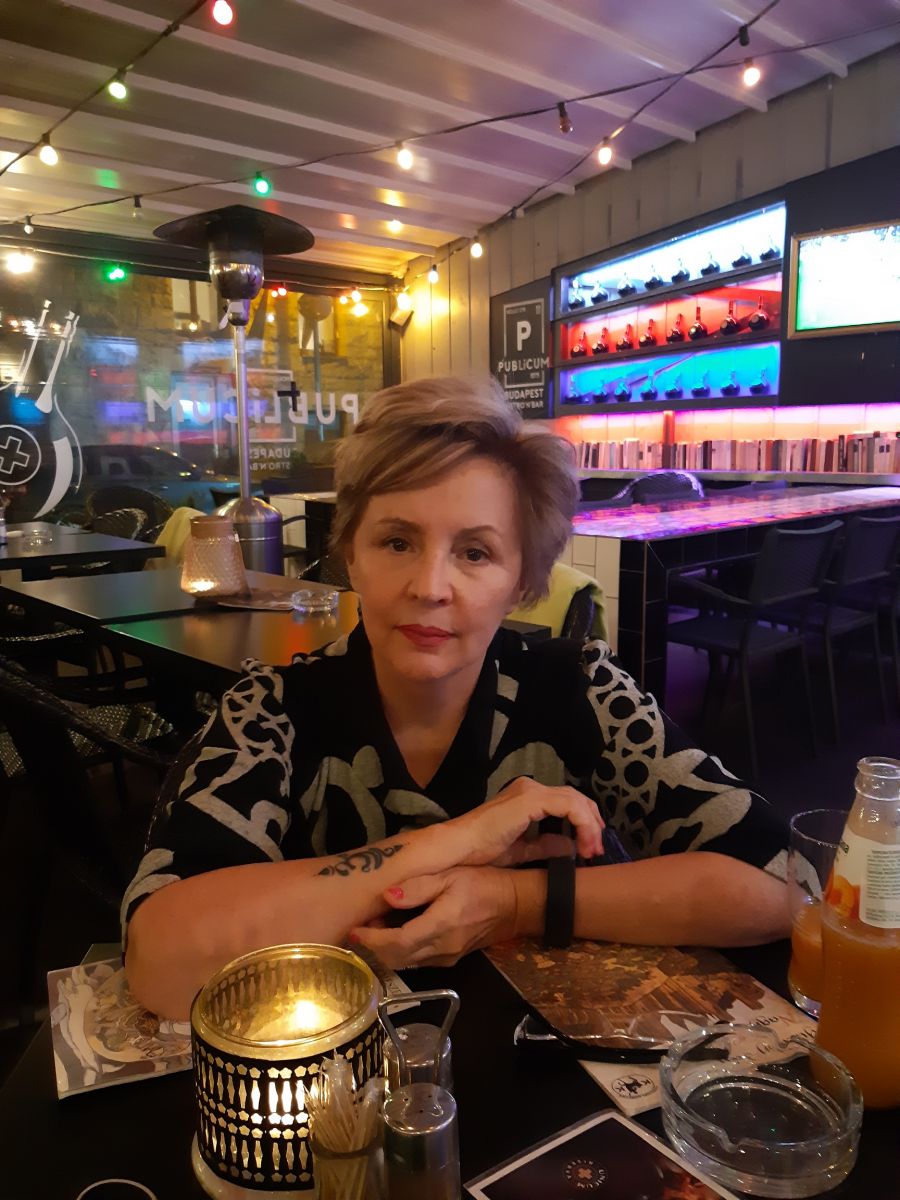 PUBLiCUM PORTRAIT - Sándor Anikó - STYLENEWS - STYLELIFE - Bokros László, facebook, hamis profil, interjú, Publicum, Publicum portrait, Sándor Anikó, 