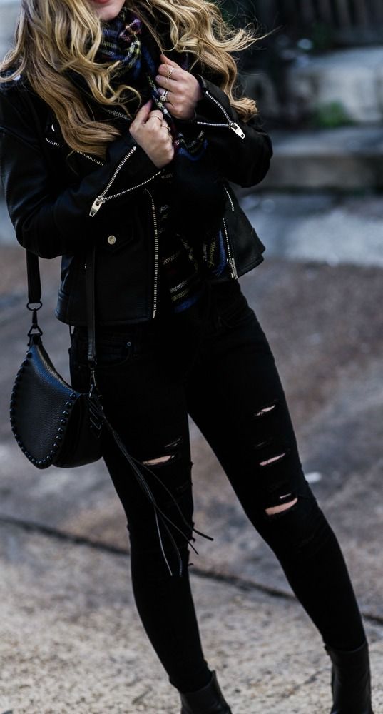 Stílusiskola: kedvencünk a fekete, minden mennyiségben - DIVAT&STÍLUS - Stílusiskola - divat, fekete, outfit, stílus, tél, 